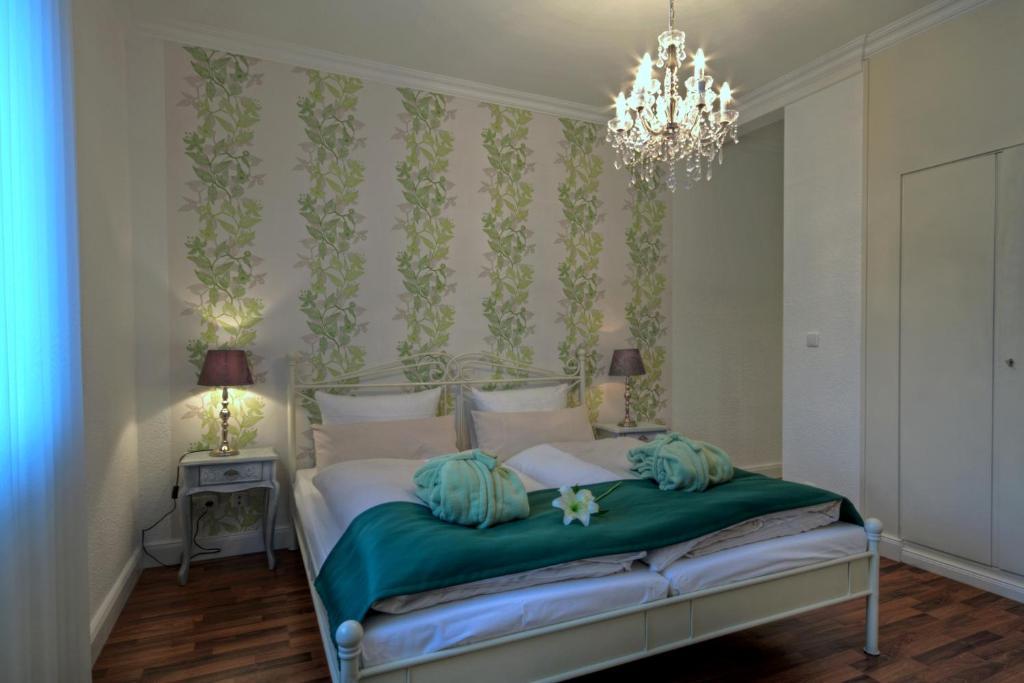 Hotel Zum Goldenen Stern Pruem Luaran gambar