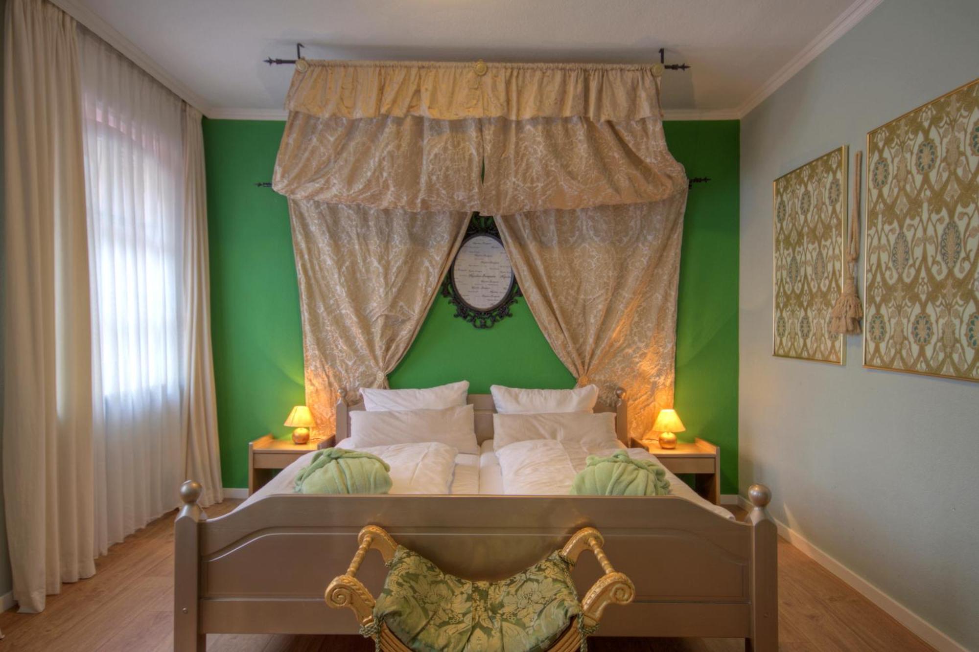 Hotel Zum Goldenen Stern Pruem Luaran gambar
