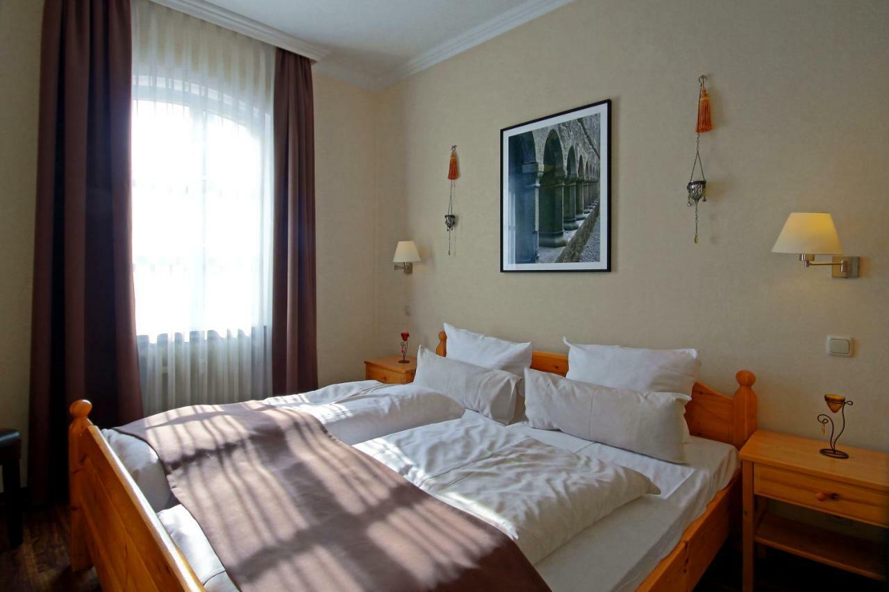 Hotel Zum Goldenen Stern Pruem Luaran gambar