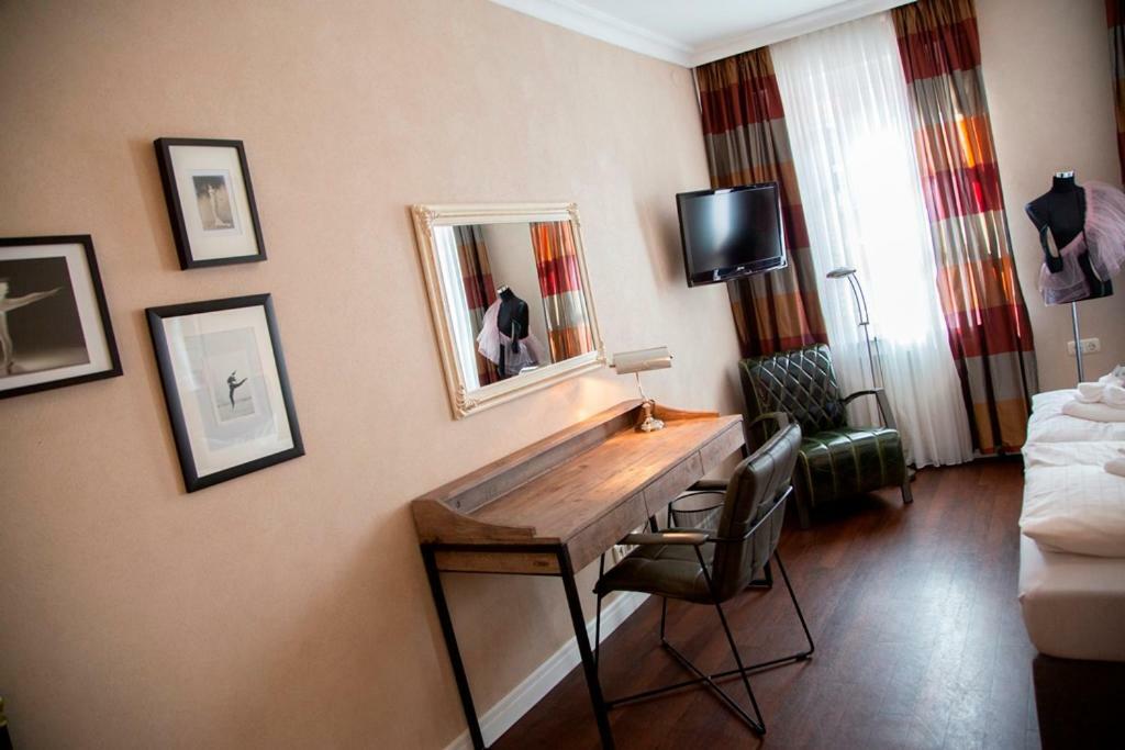 Hotel Zum Goldenen Stern Pruem Luaran gambar